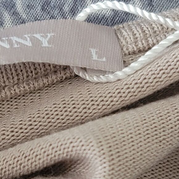 NWT MICKEY & JENNY Women Light Brown Pullover Sweater Large V Neck Made In USA - Picture 8 of 10